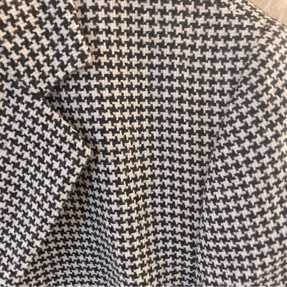 Talbots Houndstooth Wool Blazer - Picture 2 of 4